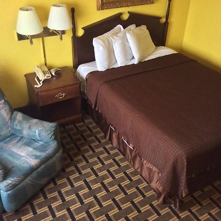 Country Hearth Inn - 볼링 그린 외부 사진