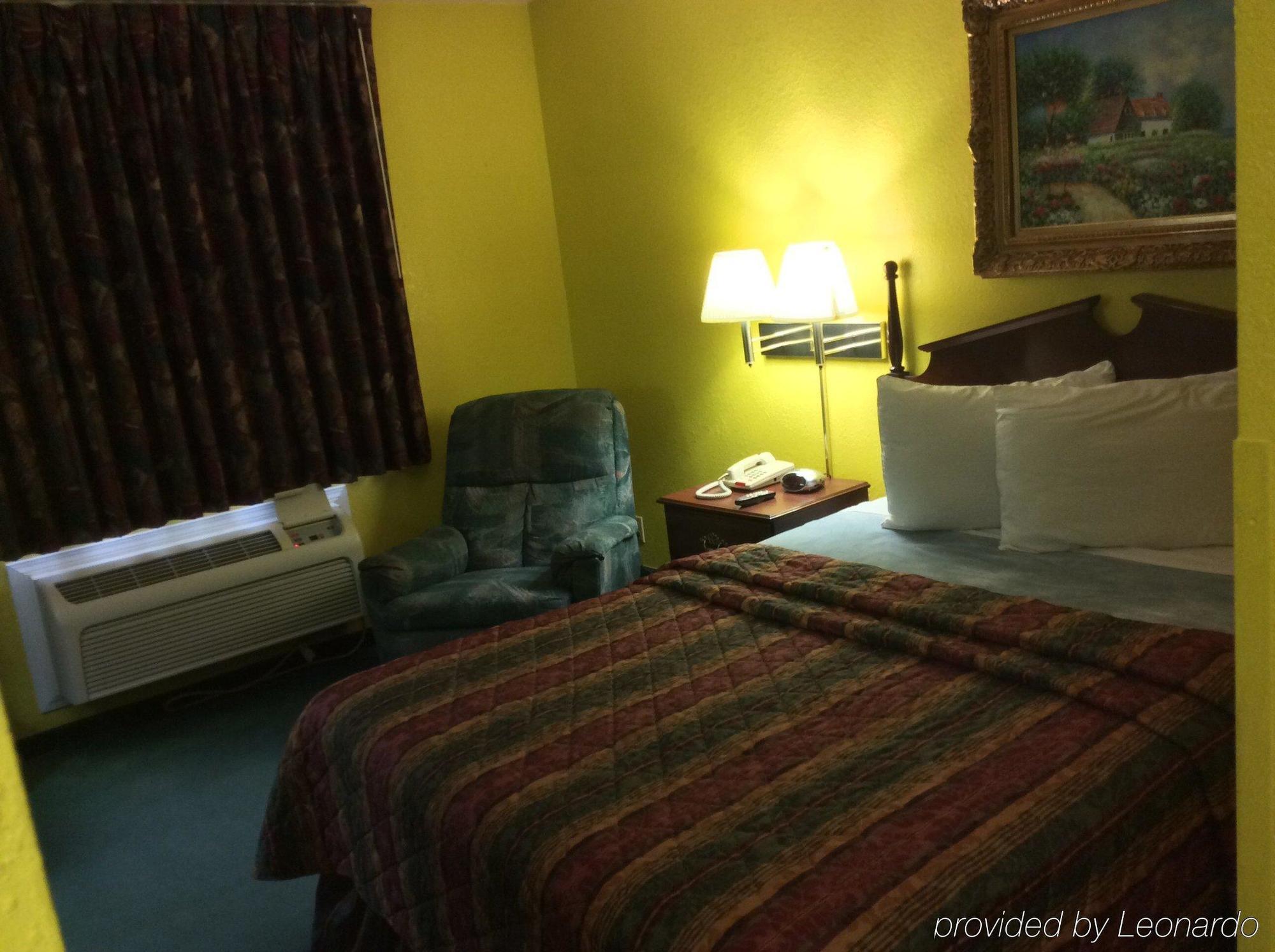 Country Hearth Inn - 볼링 그린 외부 사진